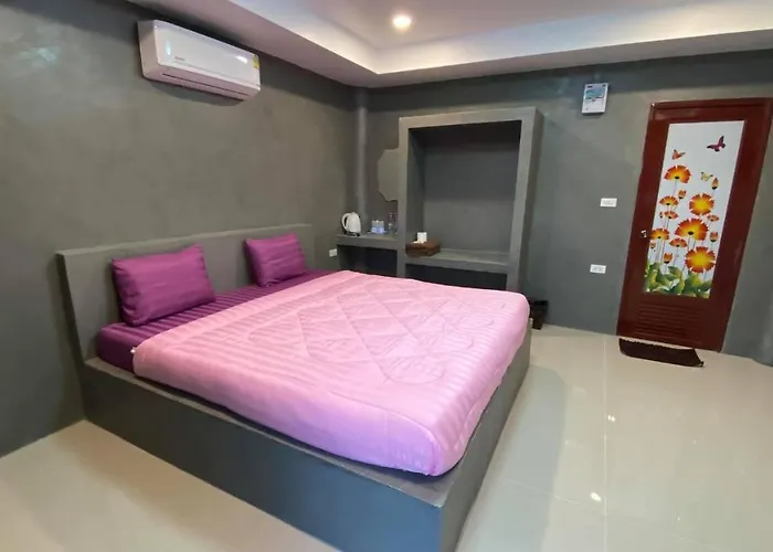 อยู่สุขรีสอร์ทสวนผึ้ง บ้านพัก *